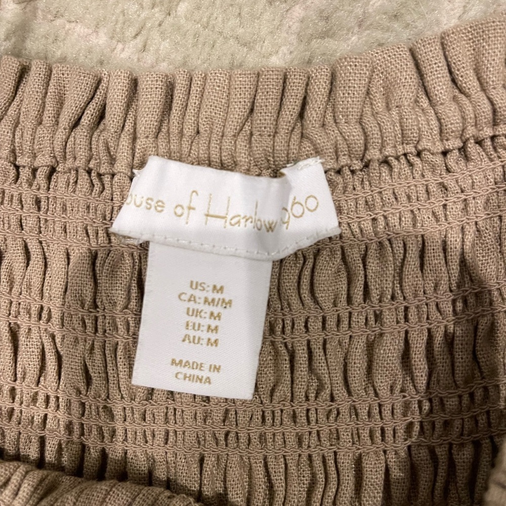 House of Harlow 1960 Beige Wide Leg Jumpsuit
0009 - Picture 5 of 6